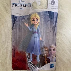 Disney Frozen ll Elsa Figurine